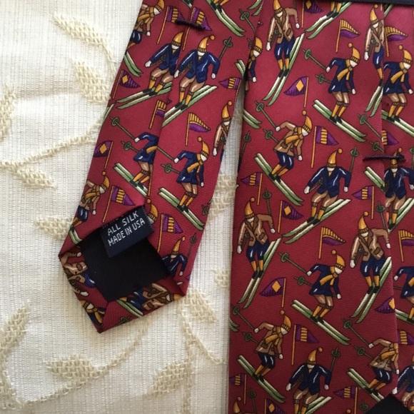 ⛷⛷ HOST PICK 🌺 Silk Skiing Necktie by Joseph A. Bank🎿 - Picture 4 of 4